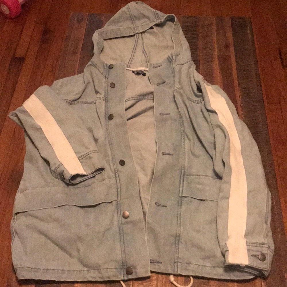 denim zip up and buttons jacket